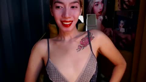 Miss awra online show from 02-12-25, 03:40