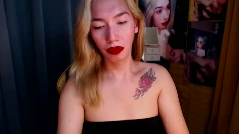 Miss awra online show from 03-05-25, 07:49
