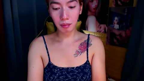 Snapshot of aurakharisma_xx chatting on 10-14-25, 03:51 Miss awra online show from 10-14-25, 03:51