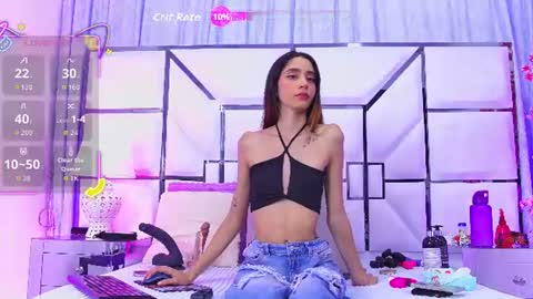 Aura online show from 06-20-26, 07:05