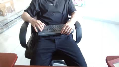 Aureliano online show from 02-24-26, 09:46