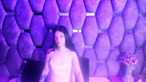 aurora online show from 10-22-25, 02:39