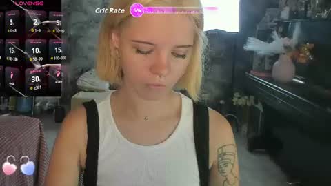 Snapshot of aurora__cute chatting on 07-04-26, 08:37 Auroraa Cute online show from 07-04-26, 08:37