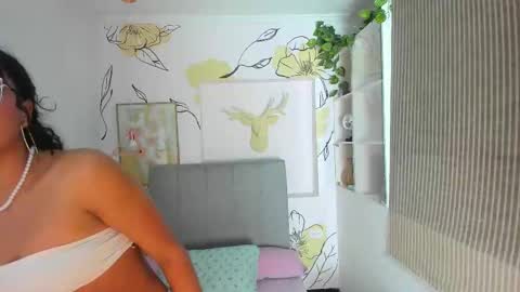 Snapshot of aurora_blis chatting on 10-09-25, 12:47 aurora_blis online show from 10-09-25, 12:47