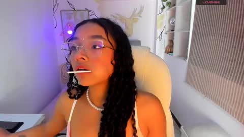 Snapshot of aurora_blis chatting on 10-12-25, 02:27 aurora_blis online show from 10-12-25, 02:27