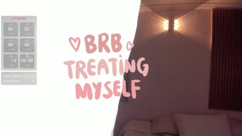 Snapshot of aurora_blis chatting on 10-31-25, 11:44 aurora_blis online show from 10-31-25, 11:44