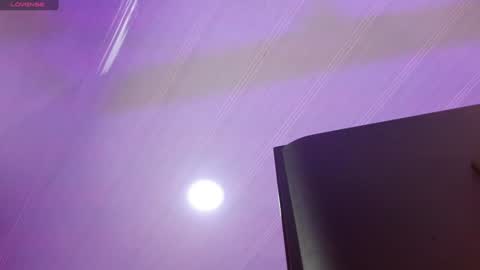 Aurora online show from 01-04-25, 12:16