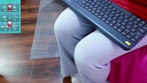 Aurora online show from 01-07-25, 12:09