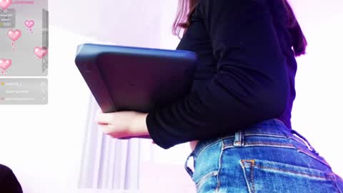 Aurora online show from 01-07-25, 06:14