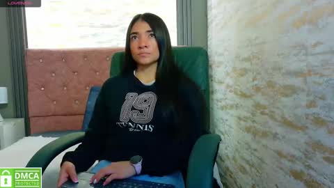 Aurora online show from 09-12-25, 03:17