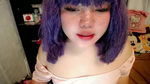 cute online show from 02-08-25, 01:33