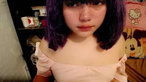 cute online show from 03-07-25, 01:20