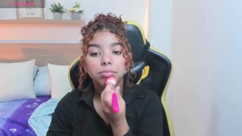 aurora_rodriguez online show from 01-10-25, 12:15