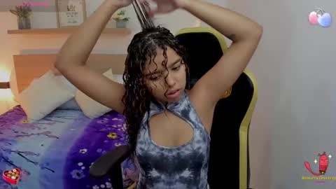 aurora_rodriguez online show from 01-11-25, 12:29