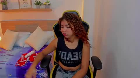 aurora_rodriguez online show from 01-13-25, 12:13