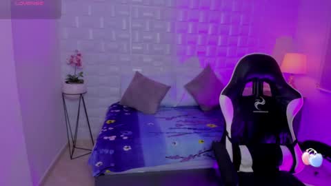 aurora_rodriguez online show from 10-27-25, 12:31