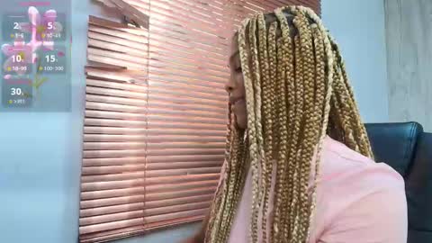 Ariana online show from 09-29-25, 07:51