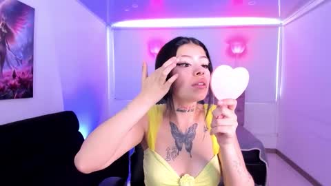 Aurora Diaz online show from 10-08-25, 07:44