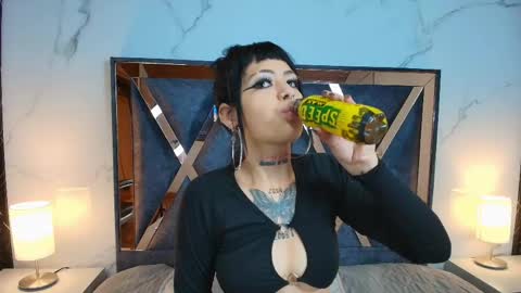 Aurora Diaz online show from 04-29-26, 11:47