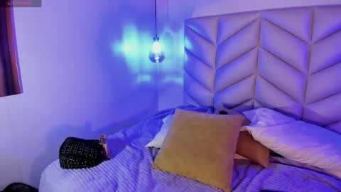 Aurora online show from 02-28-25, 12:54