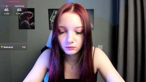 aurorakanie online show from 03-18-26, 04:54