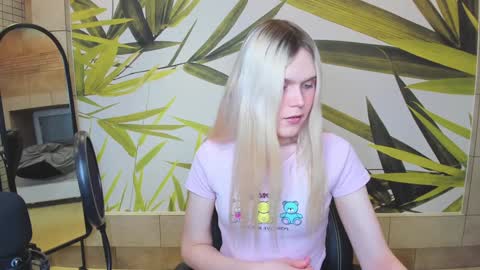 Aurora online show from 12-24-24, 03:16