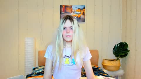Aurora online show from 01-26-25, 06:27