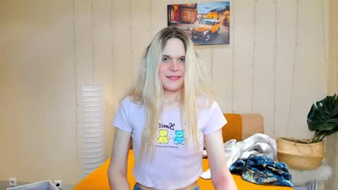 Aurora online show from 02-16-25, 10:21