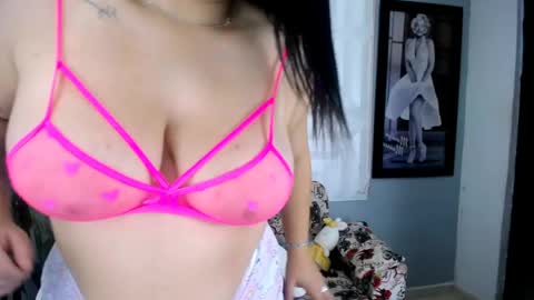 INSTAGRAM AURORA MCRY online show from 05-02-26, 03:00