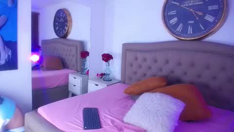 Aurora Ricci online show from 10-21-25, 12:50