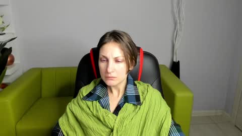 Snapshot of aurorascript chatting on 01-11-25, 07:16 Aurora online show from 01-11-25, 07:16