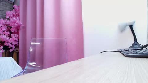 Snapshot of aurorasim chatting on 02-15-25, 05:39 Aurora online show from 02-15-25, 05:39