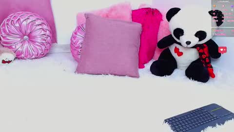 Snapshot of aurorasim chatting on 03-06-25, 04:28 Aurora online show from 03-06-25, 04:28