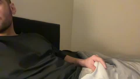 Snapshot of ausdude_95 chatting on 07-10-26, 11:35 ausdude_95 online show from 07-10-26, 11:35