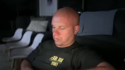 aussieboycal online show from 02-19-25, 12:11