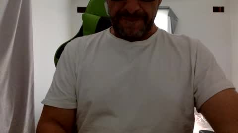 aussieguy59660 online show from 05-10-26, 10:48