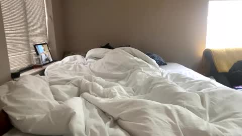 Snapshot of aussiepurple chatting on 02-27-25, 03:15 HarrisonGeorge online show from 02-27-25, 03:15