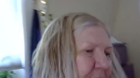 Aussietreasure online show from 05-19-26, 07:20