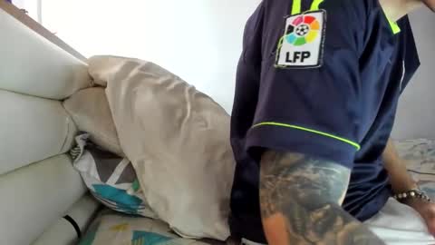 Snapshot of austin1119a chatting on 02-18-26, 05:53 austin1119a online show from 02-18-26, 05:53