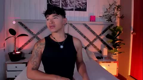 Snapshot of austin_connorr chatting on 05-17-26, 08:23 austin online show from 05-17-26, 08:23
