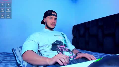 Snapshot of austin_curry chatting on 12-12-24, 02:26 A online show from 12-12-24, 02:26