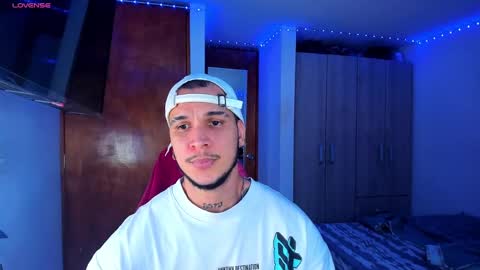Snapshot of austin_curry chatting on 01-03-25, 01:38 A online show from 01-03-25, 01:38