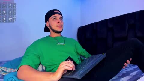 Snapshot of austin_curry chatting on 01-05-25, 01:45 A online show from 01-05-25, 01:45