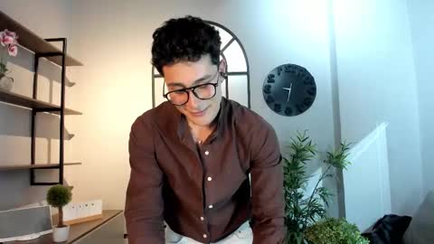 Austin  online show from 10-06-25, 08:39