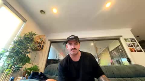 austintoner85 online show from 04-25-26, 05:21