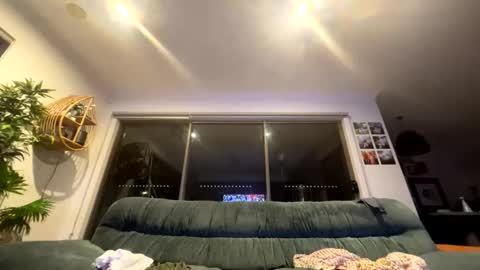 austintoner85 online show from 06-06-26, 09:03
