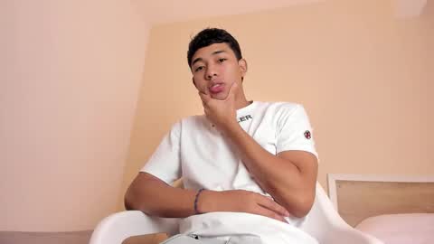 Ebony Austin online show from 01-16-26, 07:18