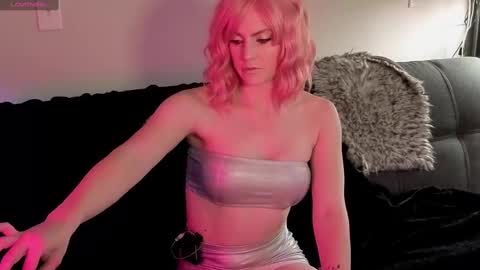 Ava Rhodes online show from 10-06-25, 02:20