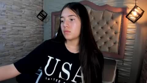 Snapshot of ava_broown chatting on 12-04-24, 11:02 online show from 12-04-24, 11:02