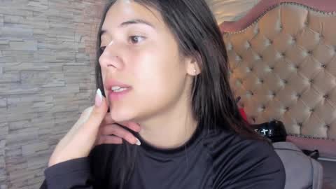 Snapshot of ava_broown chatting on 01-22-25, 07:13 online show from 01-22-25, 07:13